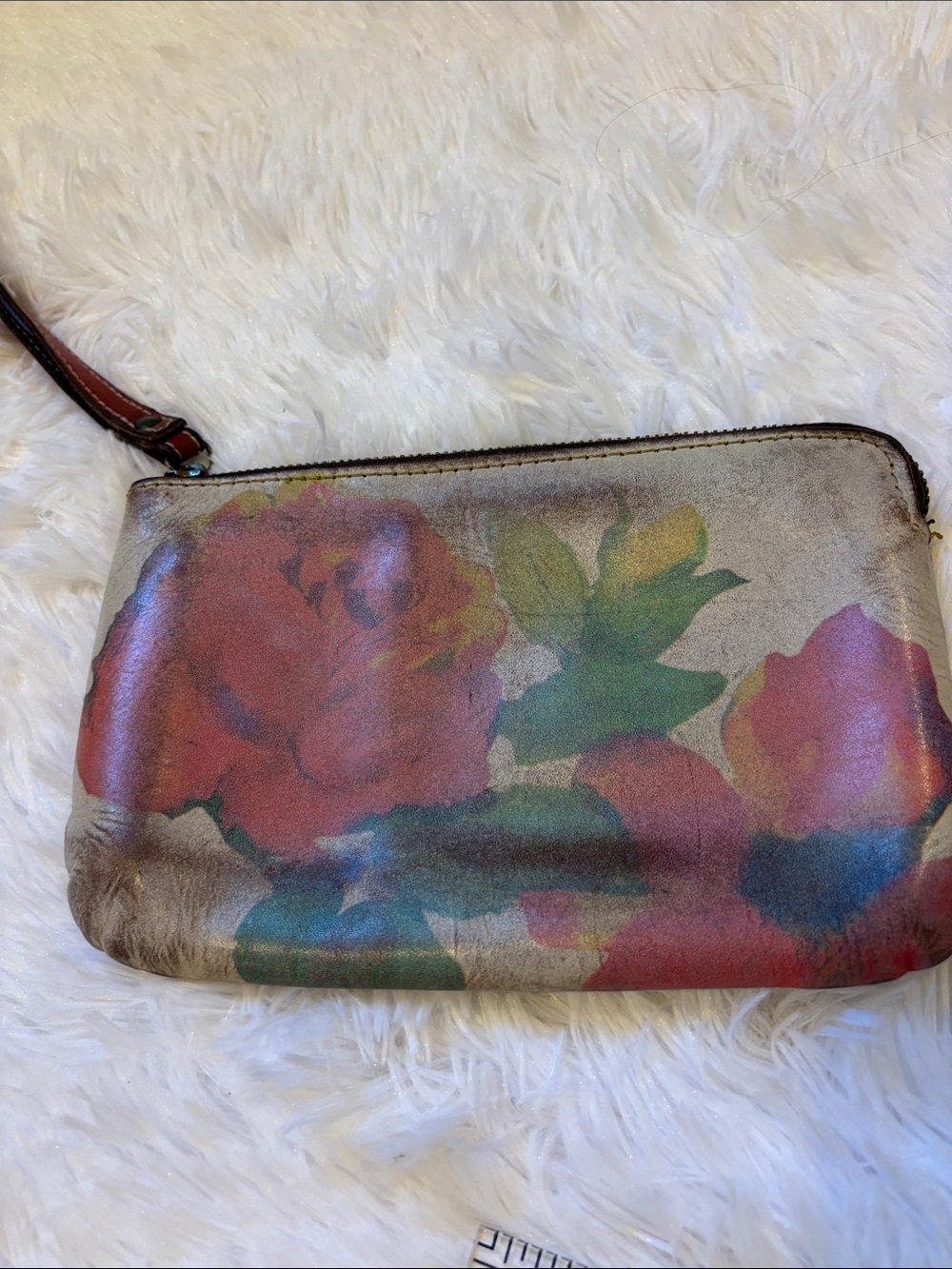 Patricia Nash Embossed Floral
Leather Clutch Wristlet Bag
Purse Zipper top - Picture 14 of 14